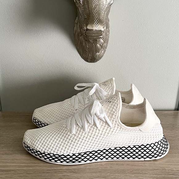 📦SOLD📦Mens Adidas Deerupt Cloud White Core Black Size 11.5 Style# B41767 - Picture 3 of 5